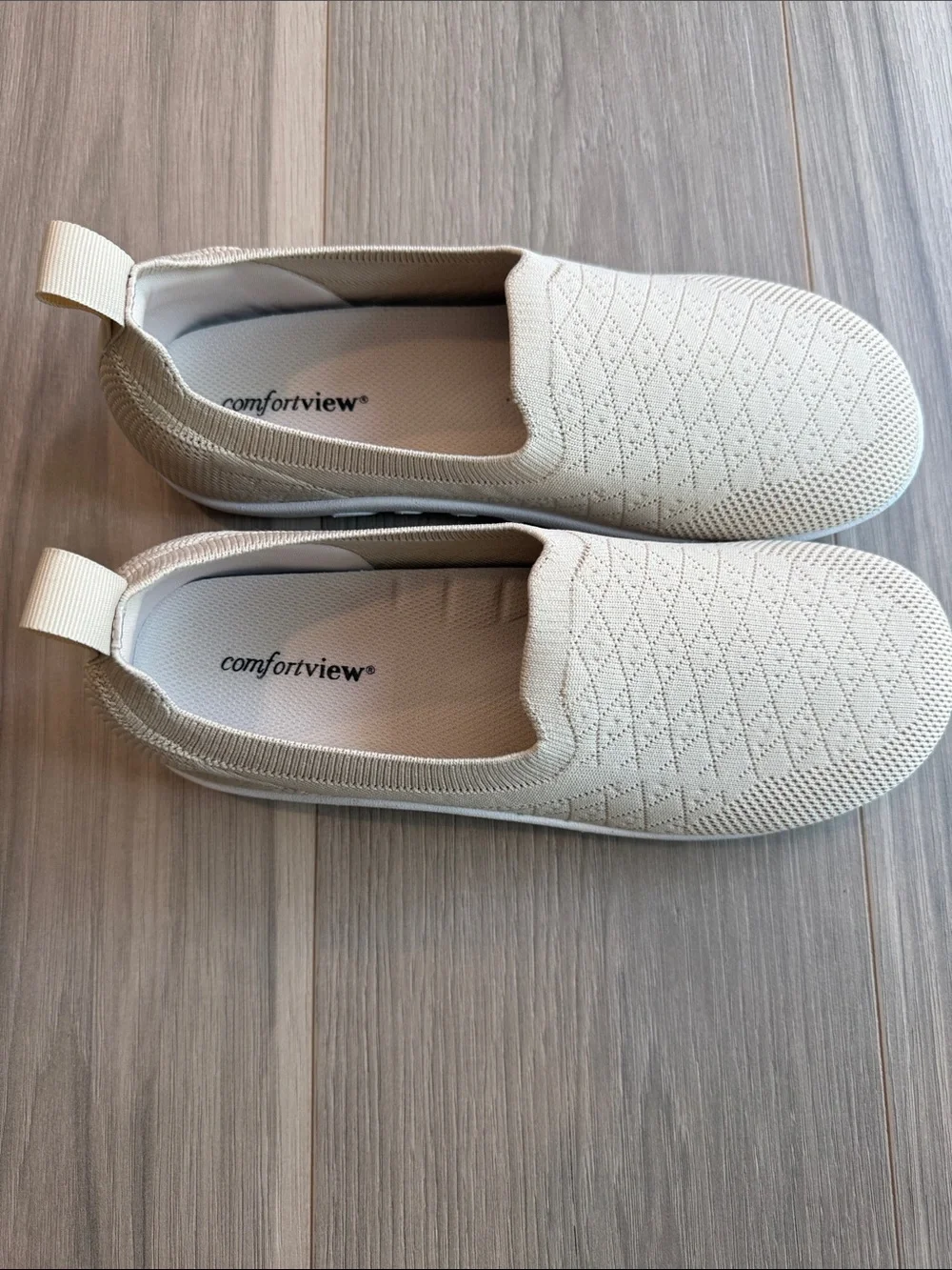Comfortview Women's Ivan Knit Cream Color Sneakers Size 9